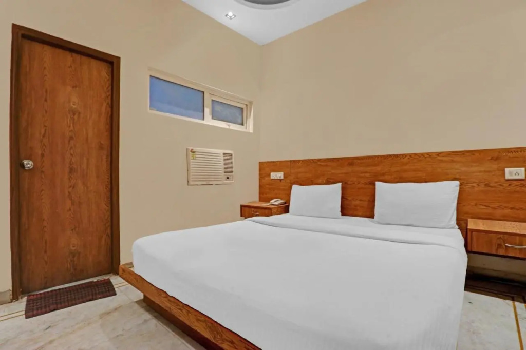 Hotel Good Luck by JMD Group