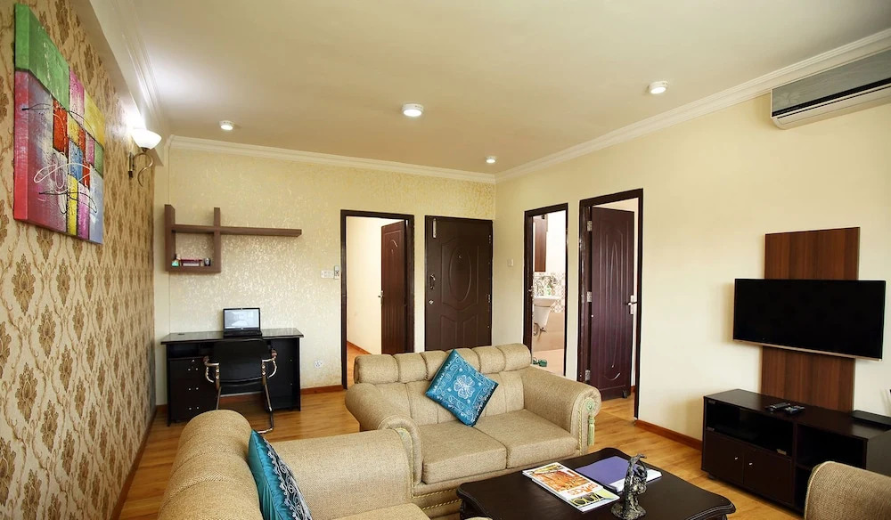Jhamel Apartments by Casa Deyra