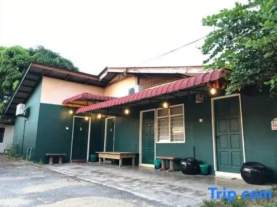 Rumah Tepi Istana