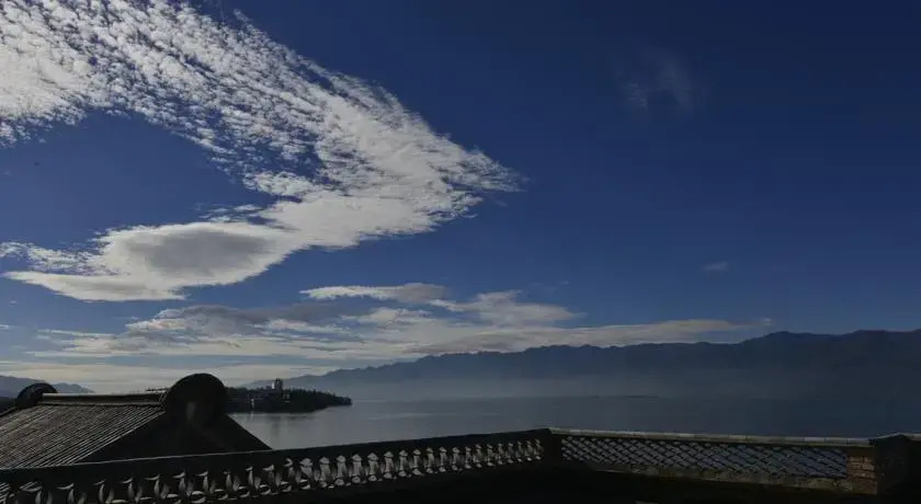 Valen Moon Resort
