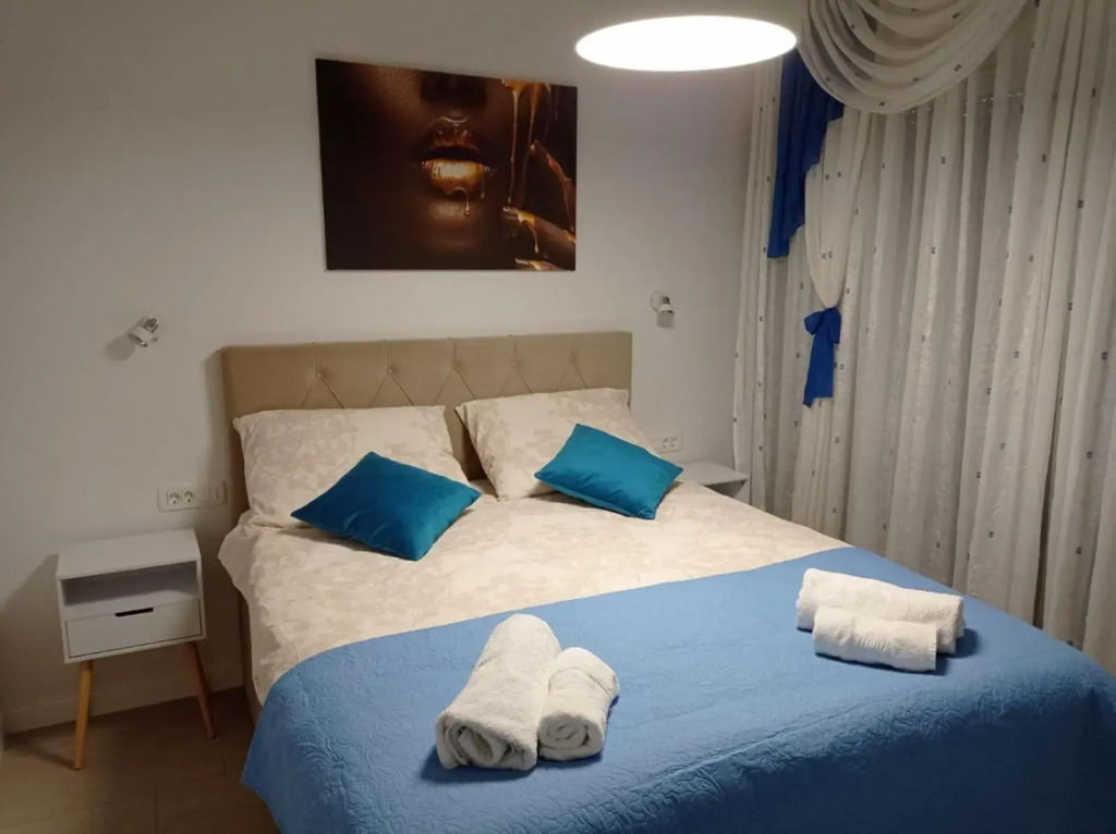 Villa S