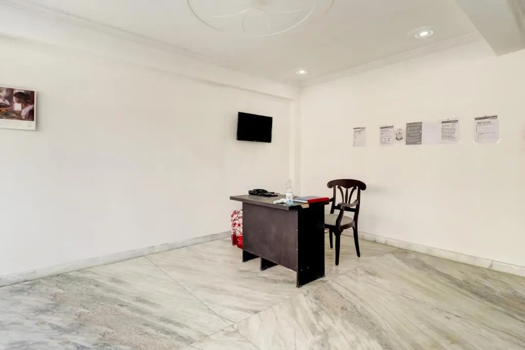 Collection O 76649 BJ Residency