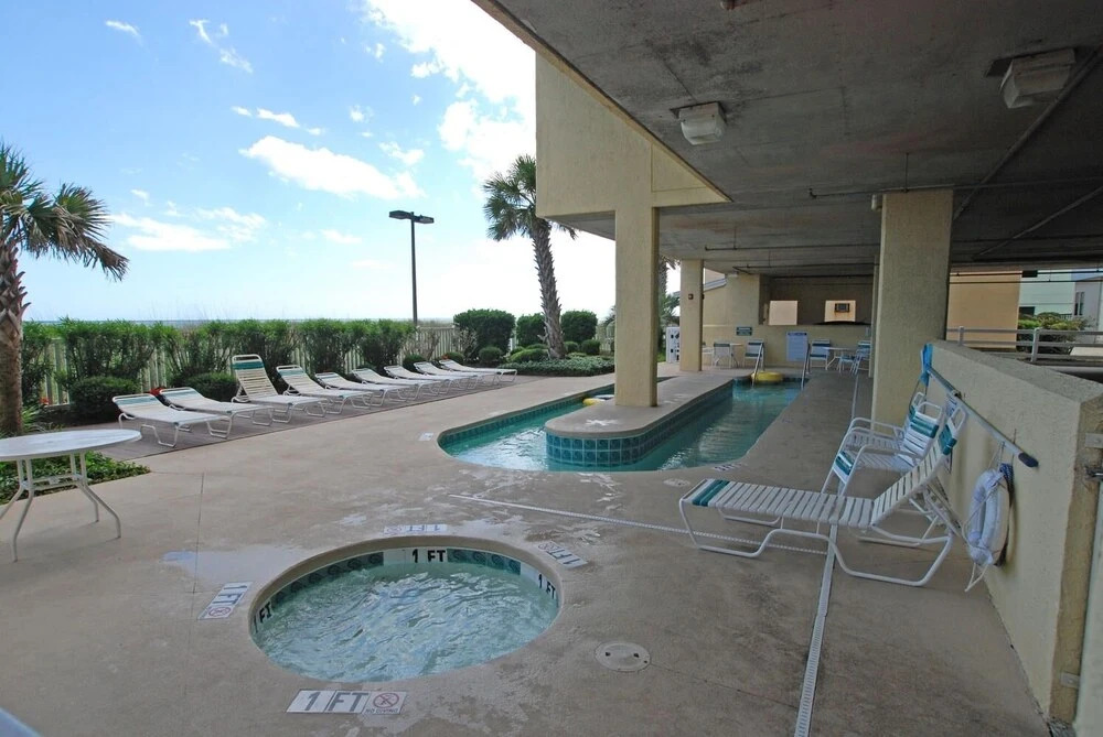 Sunrise Pointe 4F by RedAwning