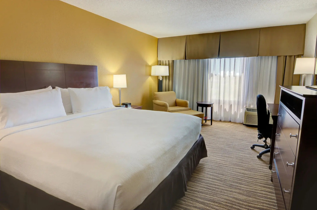 Holiday Inn St. Petersburg N - Clearwater by IHG