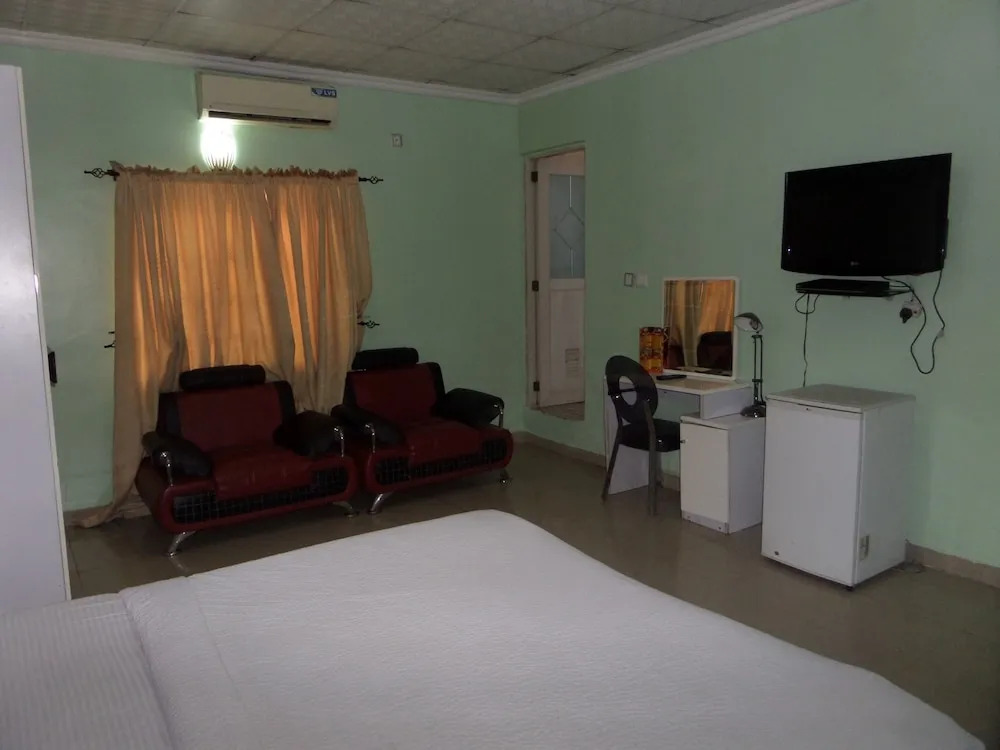 Zaaz Hotel