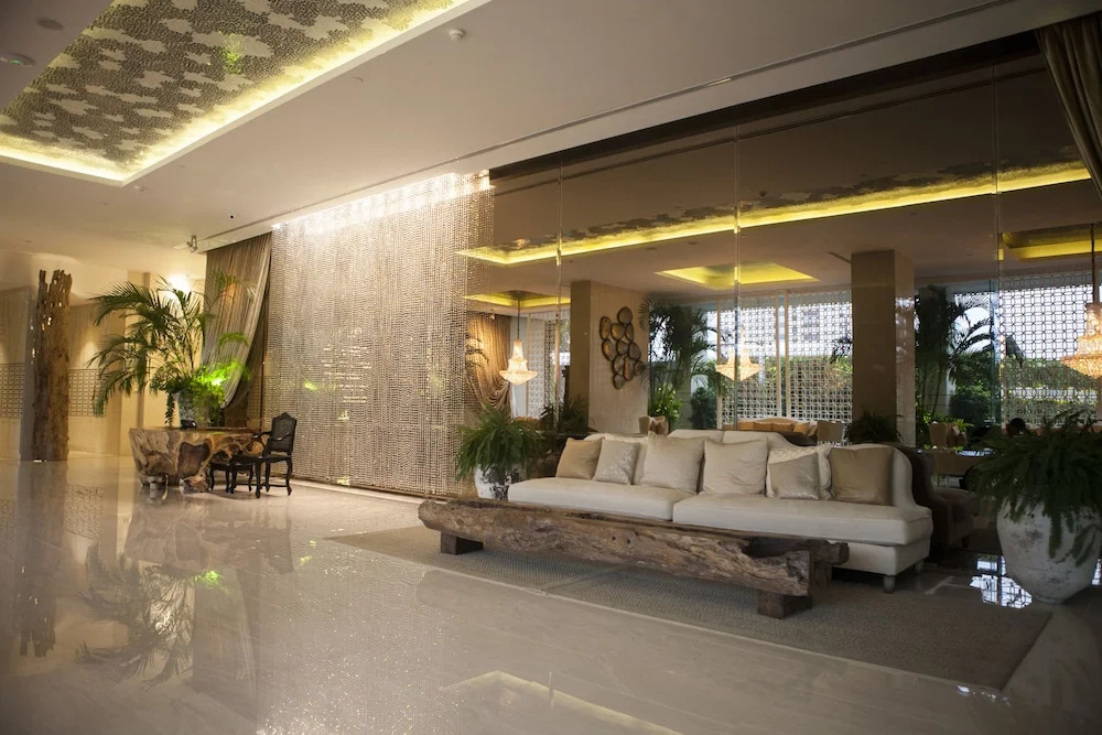 Among Riviera City of Sky Pattaya