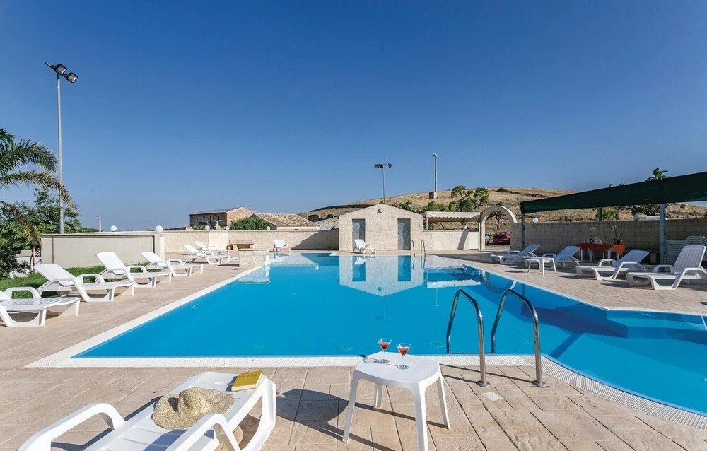 Lovely Home In Ragusa With Outdoor Swimming Pool