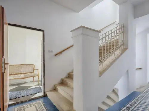 Apart House Plesia