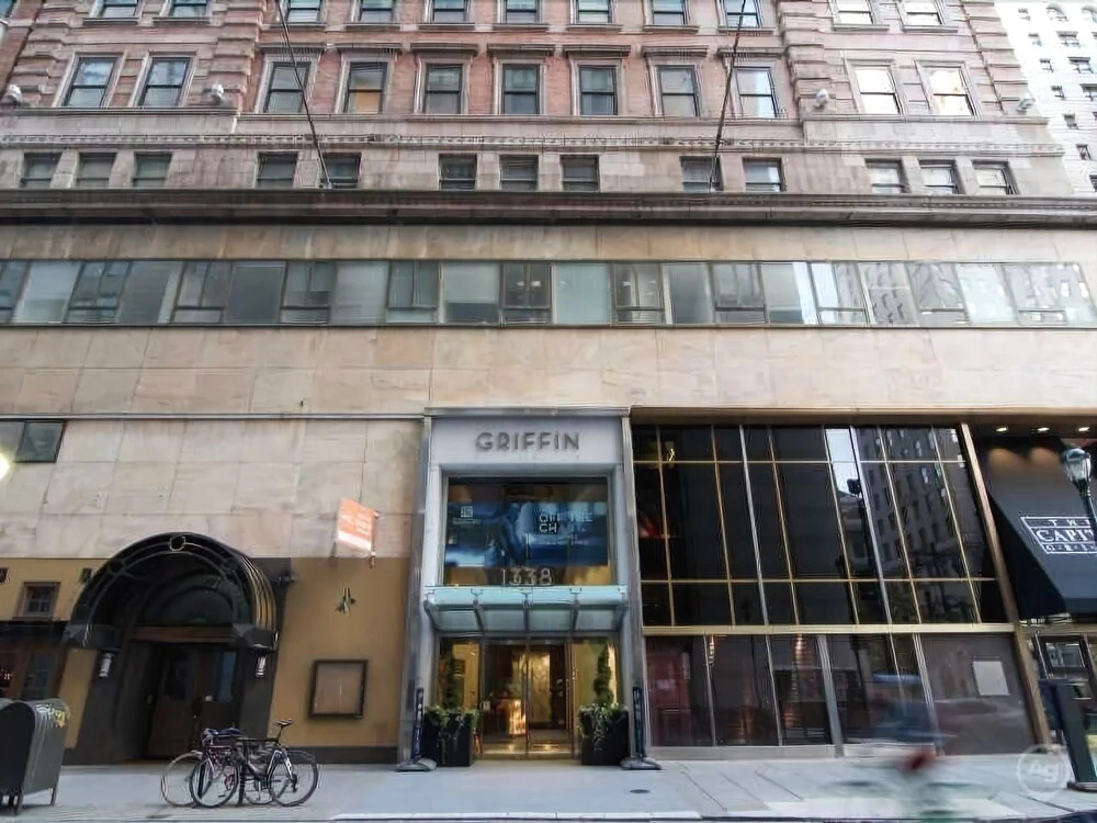 Cook City Suites - 1338 Chestnut Street