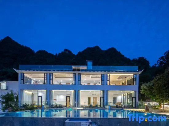 Avatar Mountain Resort—Mountain View | Swimming Pool | Free Station Pick-up | Western Cuisine