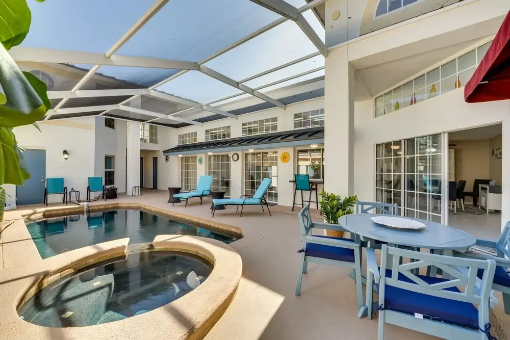 6 Mi to Disney: Group-friendly Kissimmee Retreat!