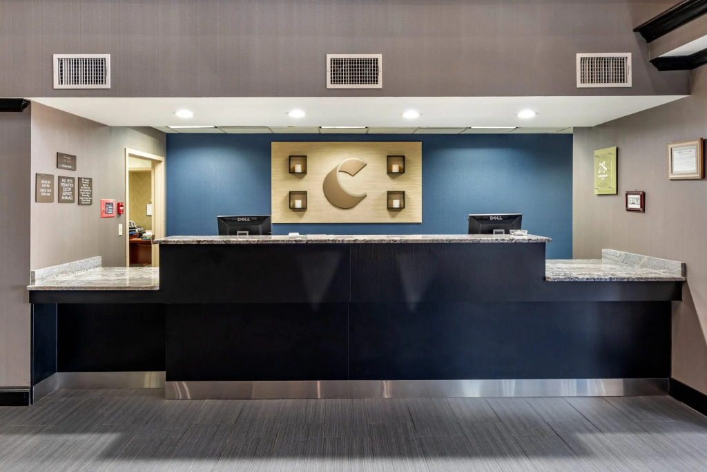 Comfort Inn & Suites Pauls Valley - City Lake