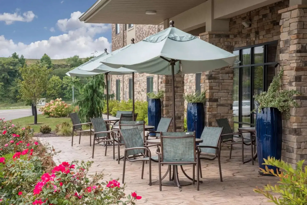 Hawthorn Suites by Wyndham Bridgeport