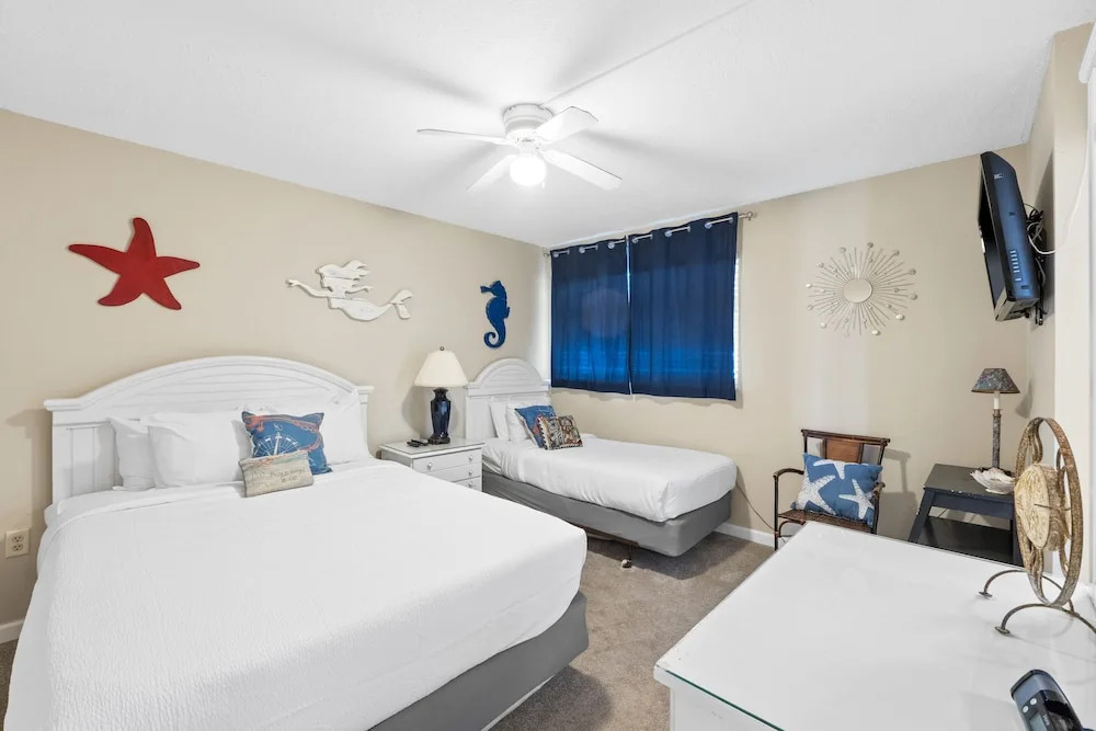 Summerhouse Beach Resort by Panhandle Getaways