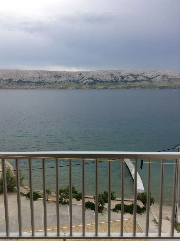 Pansion Laguna