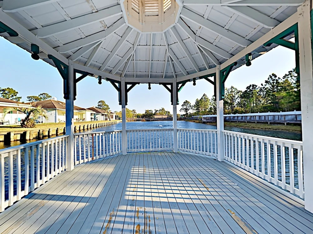 Updated Getaway W/ Pool & Patio Overlooking Pond 3 Bedroom Condo