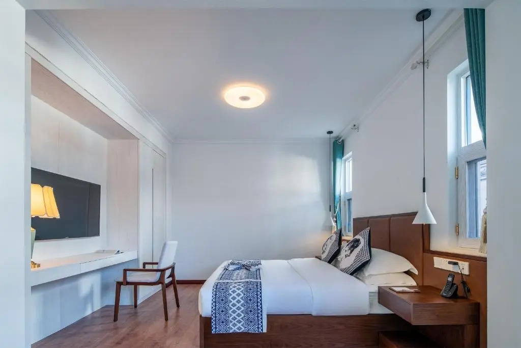 Dali T Hotel