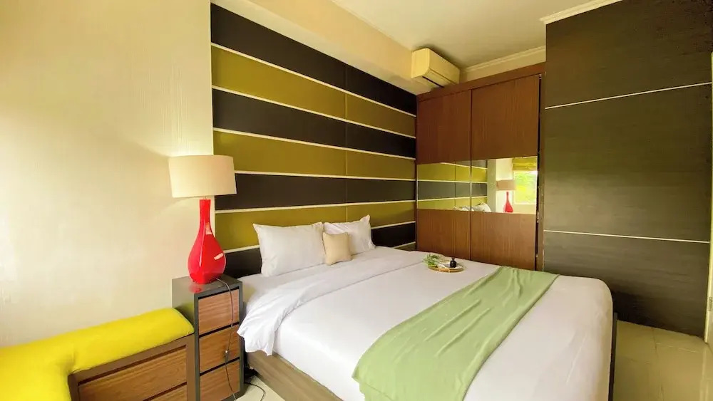 Modern Look 1BR Apartment at Silkwood Residence