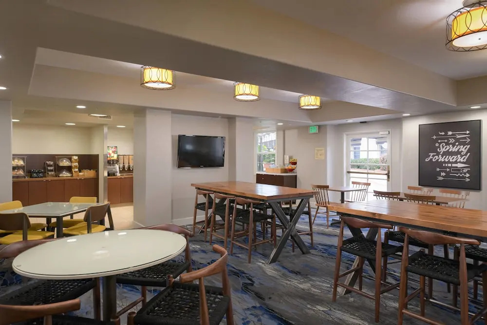 Fairfield Inn & Suites San Diego Old Town
