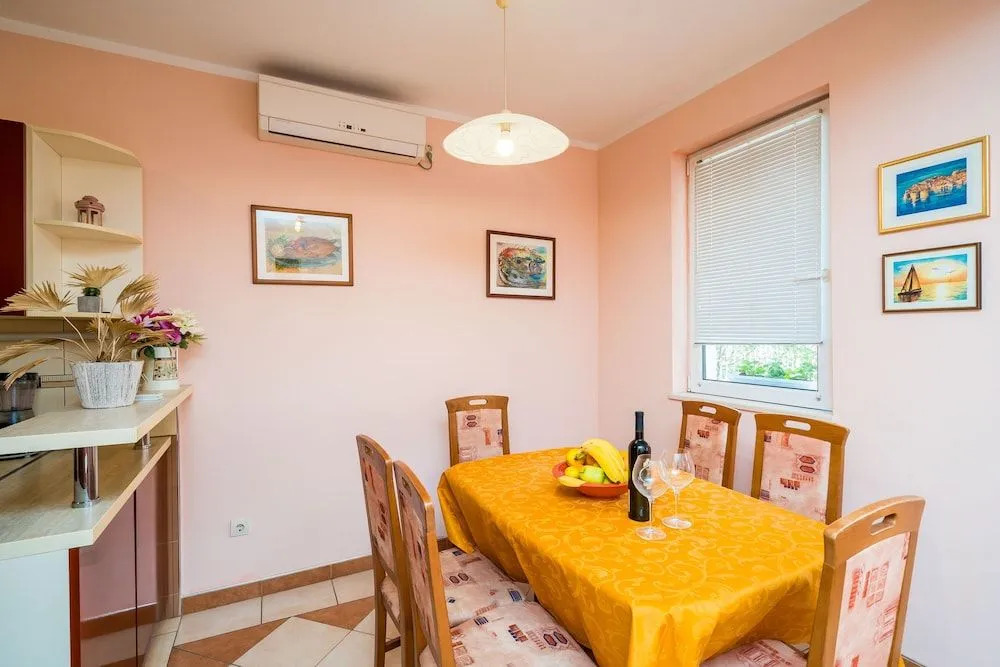 Apartment Jelena