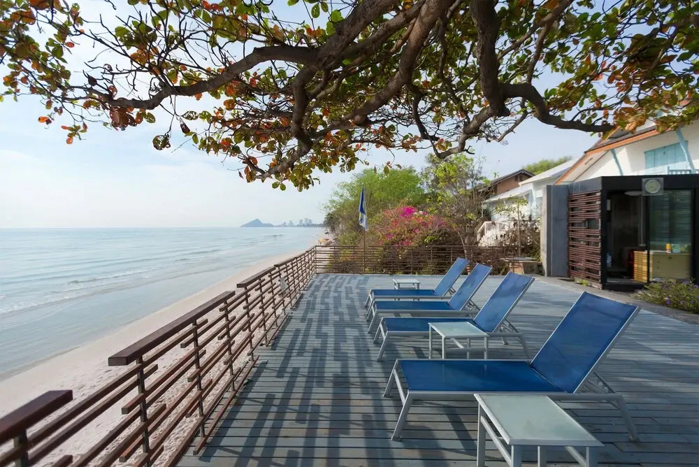 Baan SanPluem Beachfront Condominium