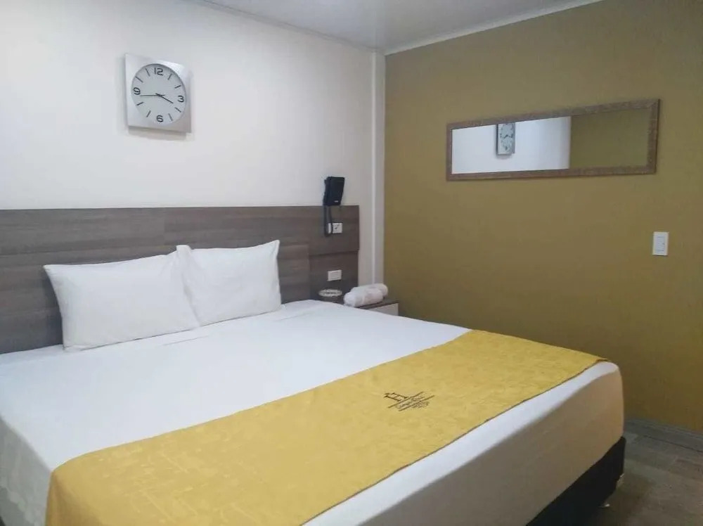 Hotel Campo Real