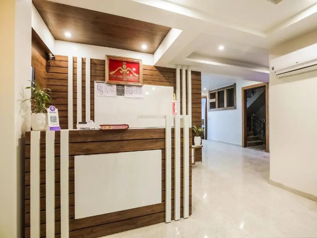 Hotel Maharaja Palace Boutique Hotels Near Medanta Medicity Gurgaon