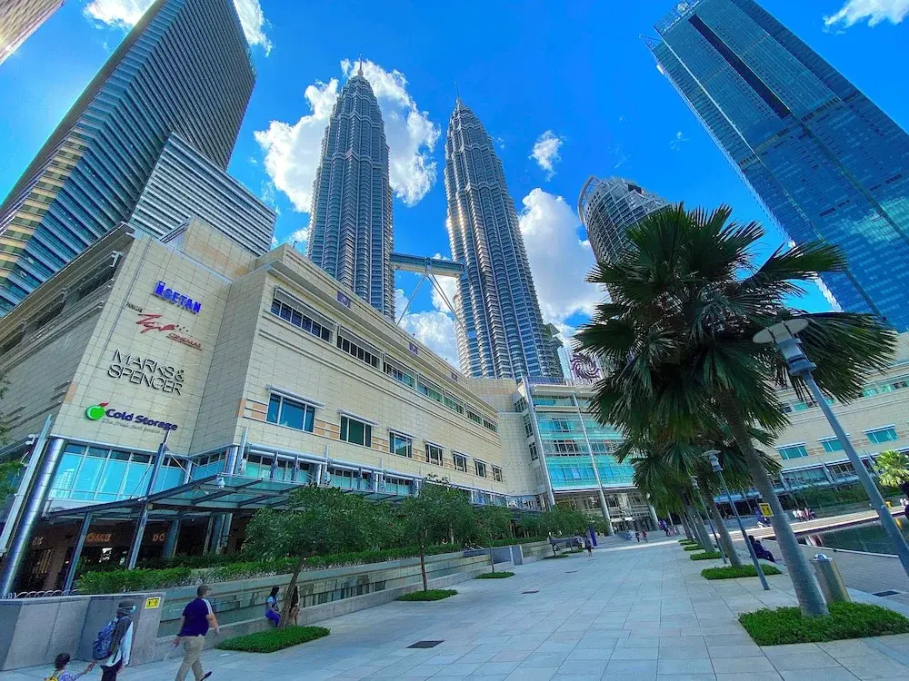 Neu Suites by Cozy Homes Near Gleneagles, KLCC & LRT
