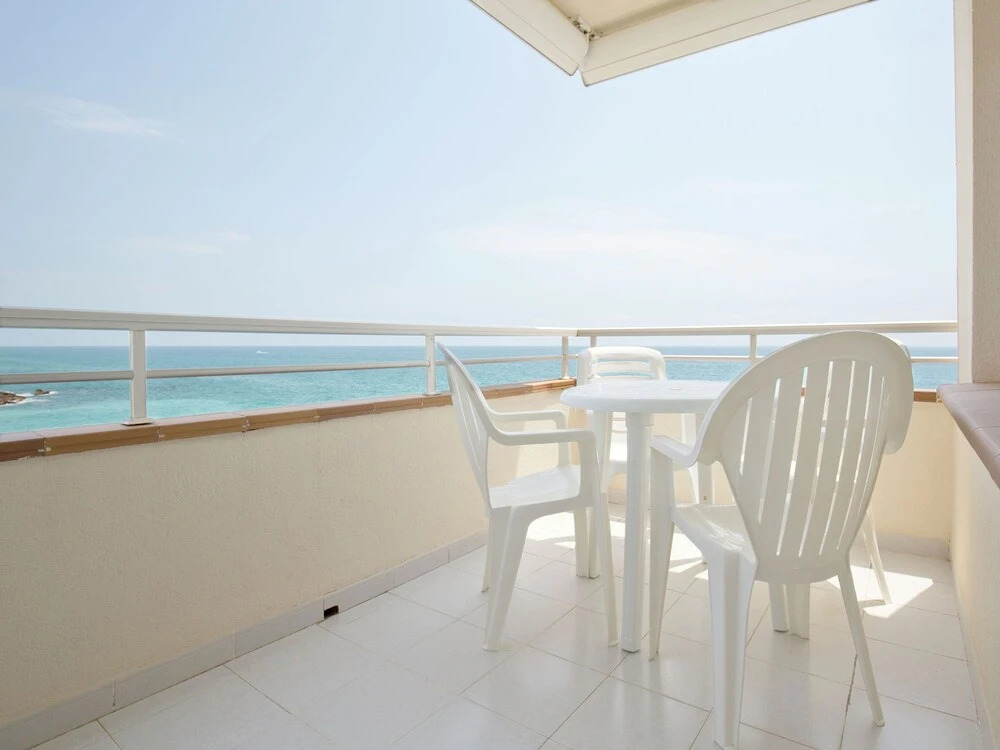Well Kept Apartment with Sea Views & 2 Swimming Pools near Vinaròs