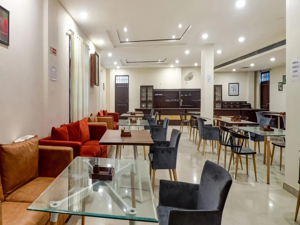 Hotel Divira Inn by OYO Rooms