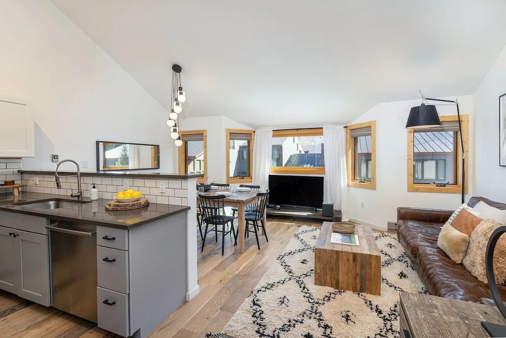 Chalet Chic Condo, Short Walk To Lift 7, Covered Parking 2 Bedroom Condo by RedAwning