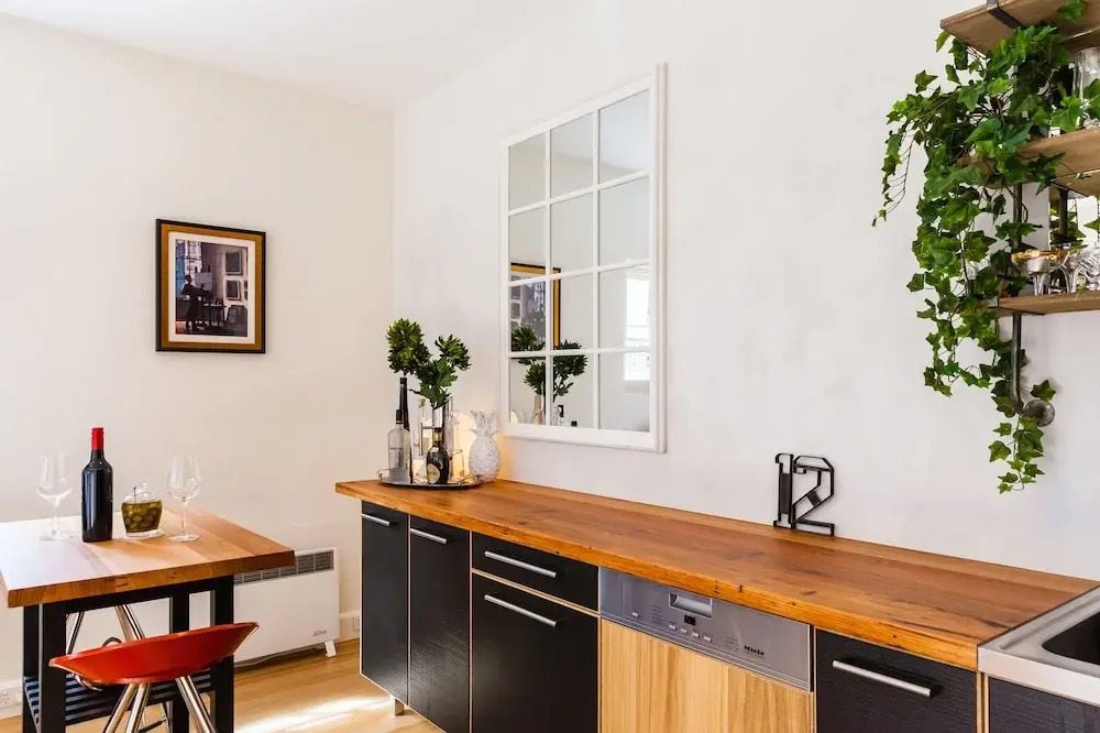 VERA, 1BDR South Melbourne Apartment