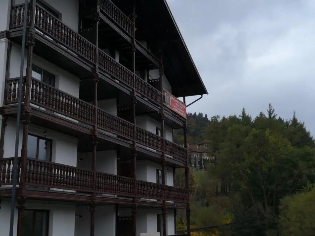 APARTAMENT GOLDEN ROSE 2