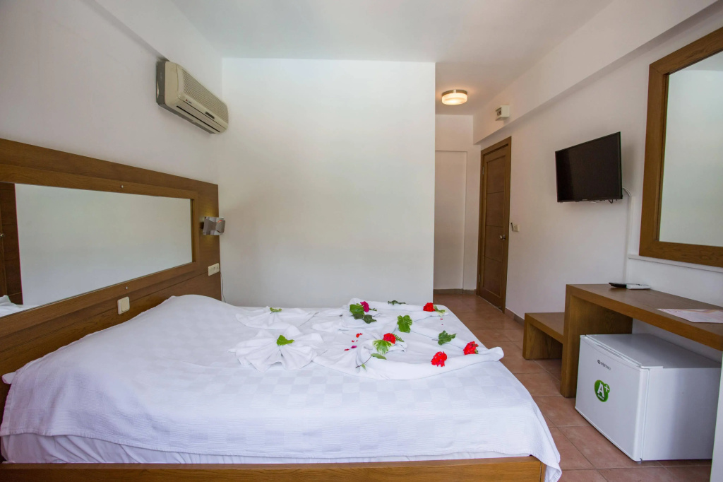 Club Pink Palace Hotel