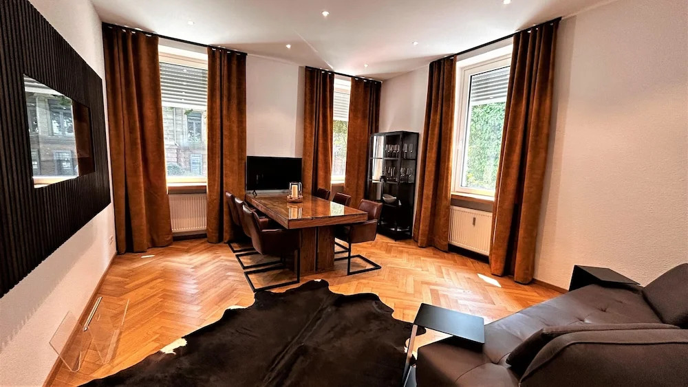 Historical Luxury Homes - Deluxe Edition