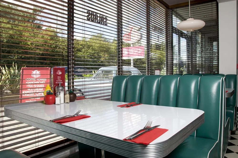 7Hotel Diner