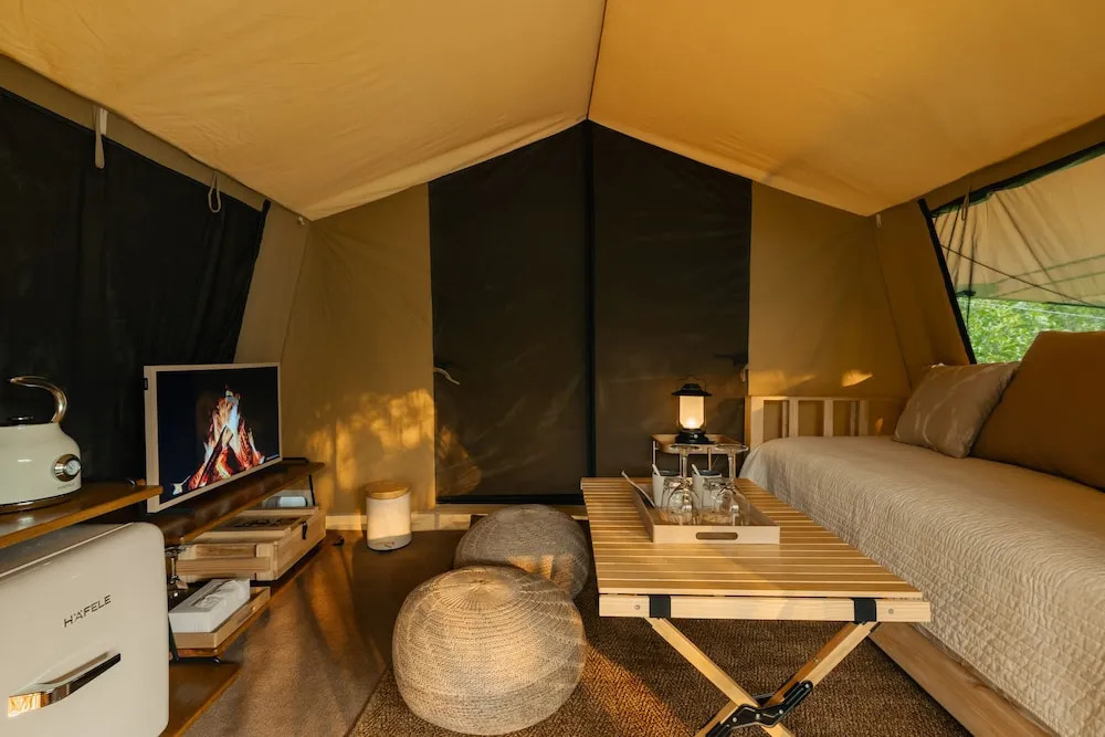 CAMP CAYLA - EDEN
