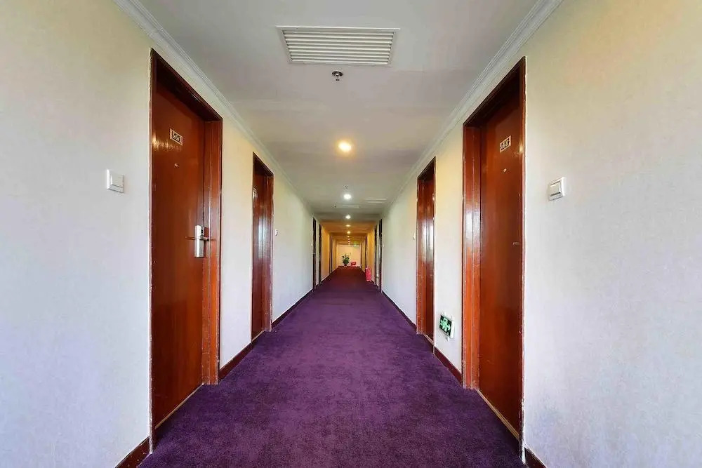 The Overseas Chinese Building Hotel