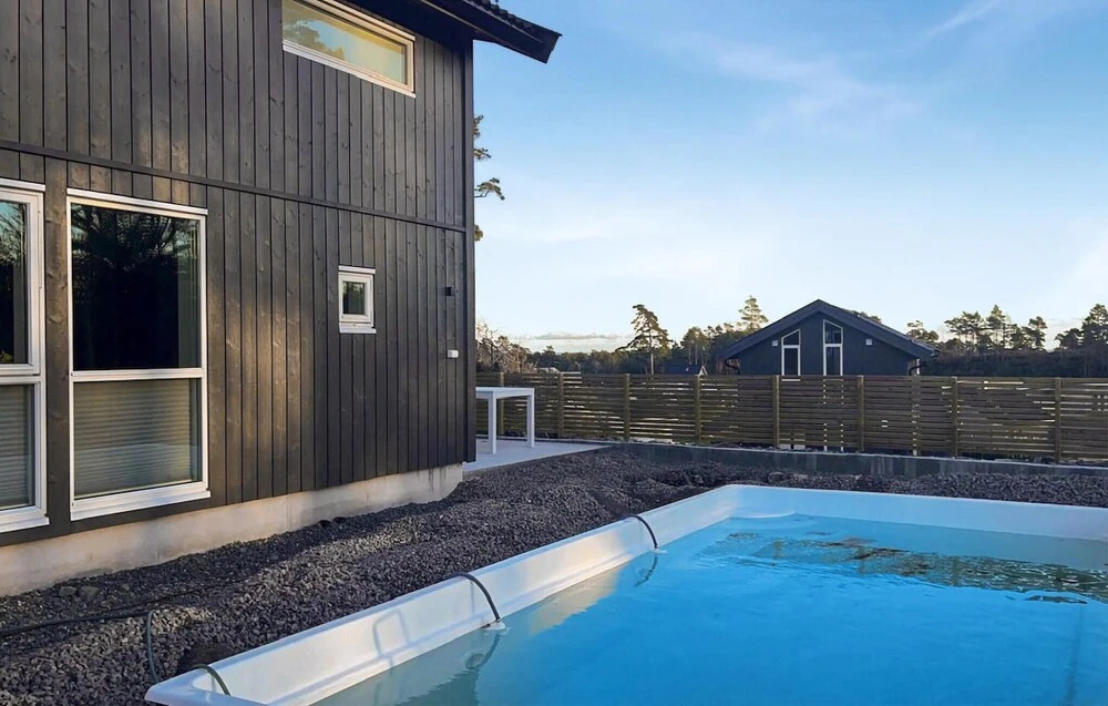 Nice Home in Færvik With Wifi, 3 Bedrooms and Outdoor Swimming Pool