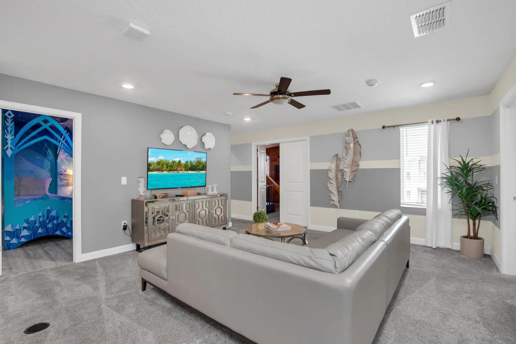*New* Dreams Come True Villa w/ Private Pool, Kissimmee, US