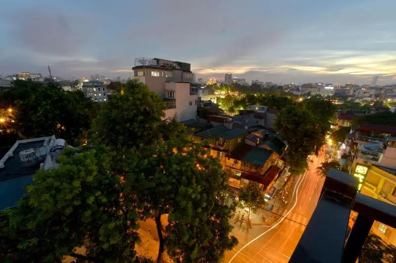 Beryl Signature Hotel & Travel