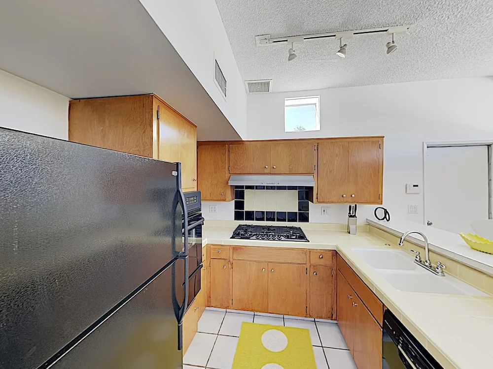 E Avenida Fey Norte - 3 Br Home