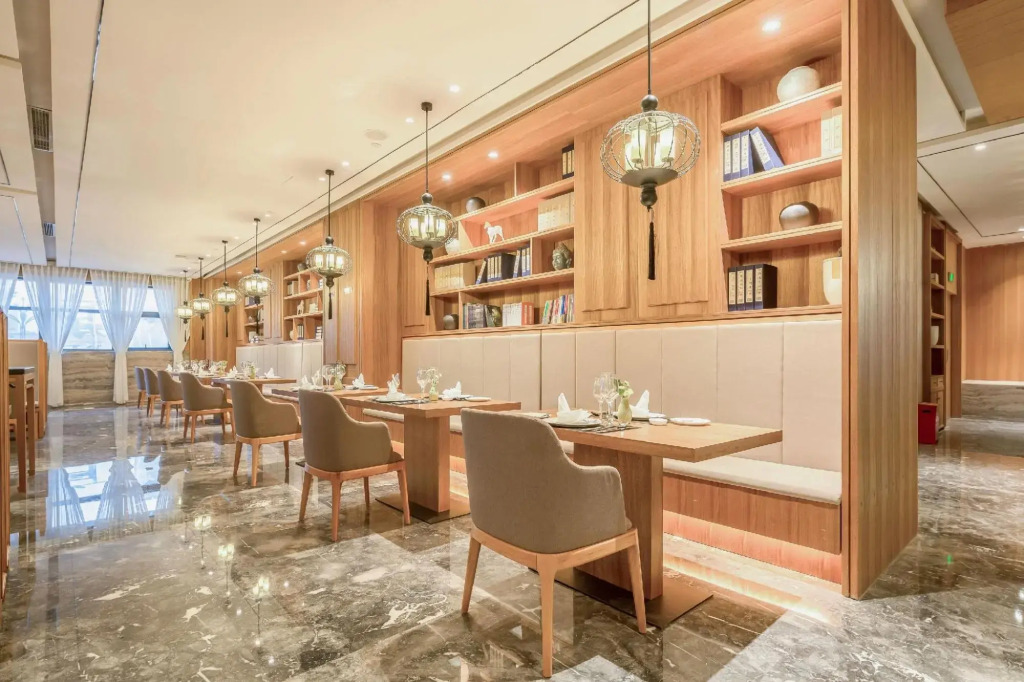 Rezen Jingyuan Hotel (Chengdu Panda Base)