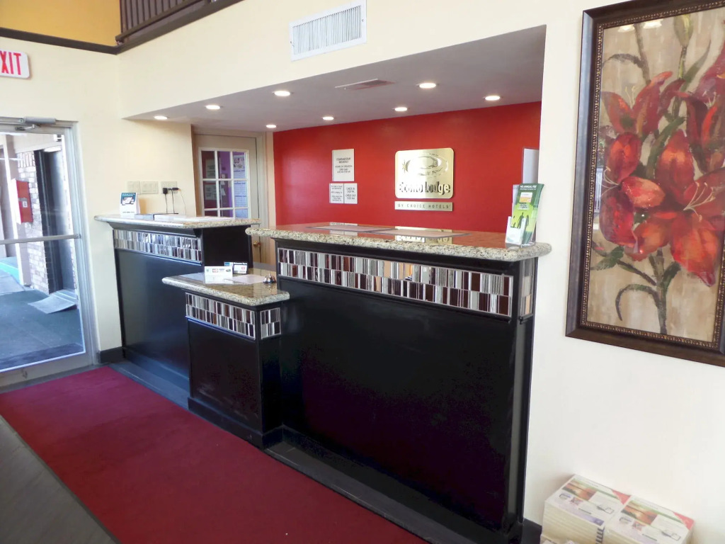 HomeStay Inn & Suites