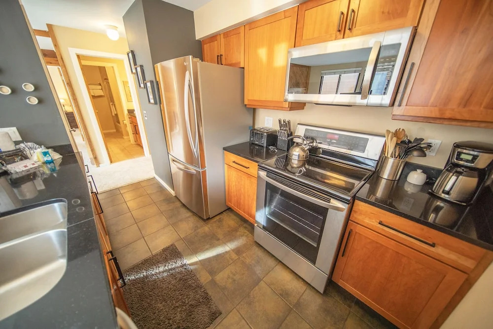 Edgewater 1444
