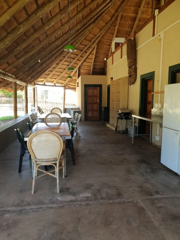 Honey Lodge