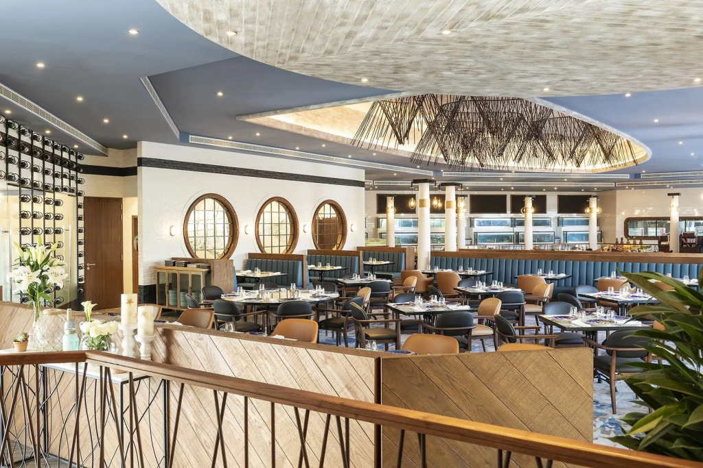 Le Méridien Dubai Hotel & Conference Centre