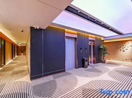 Wotuo E-sports Entertainment Hotel