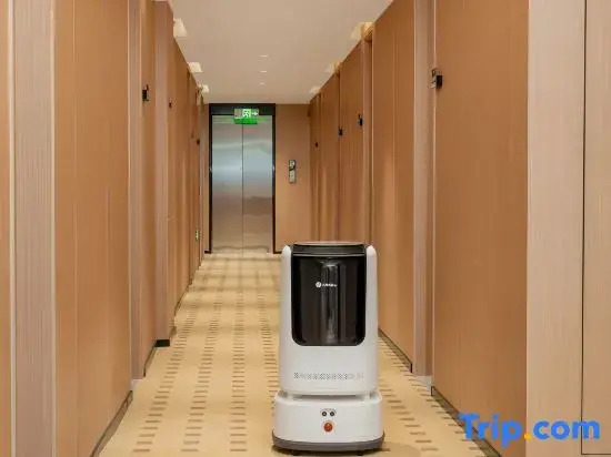 Hechi Rezen Trend Hotel (Jinchengjiang Station Baima Pedestrian Street Branch)