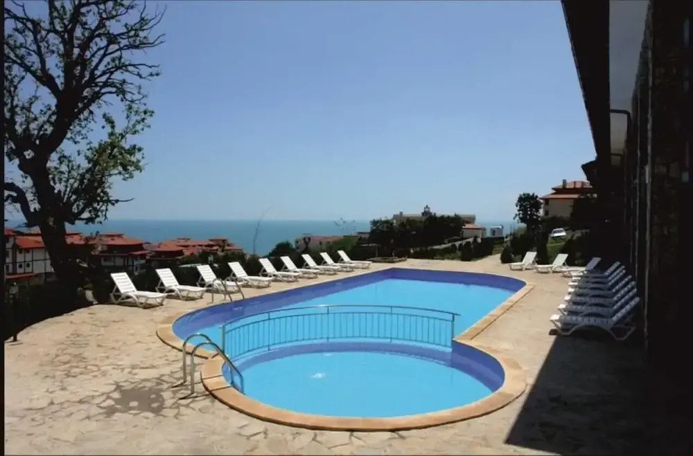 Etara 4 Apartments